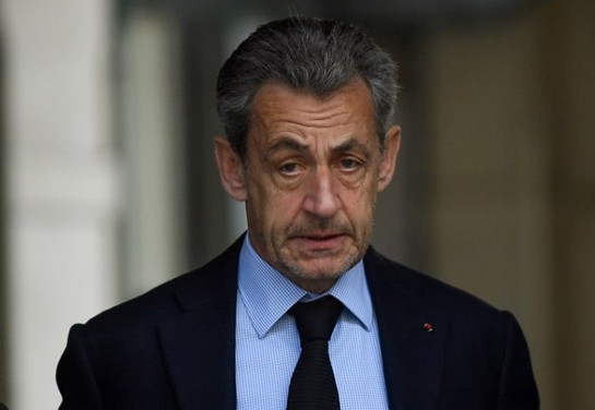 فيديوهات تهـ.ديد من داخل السجن تستنفر السلطات الفرنسية لحماية ساركوزي