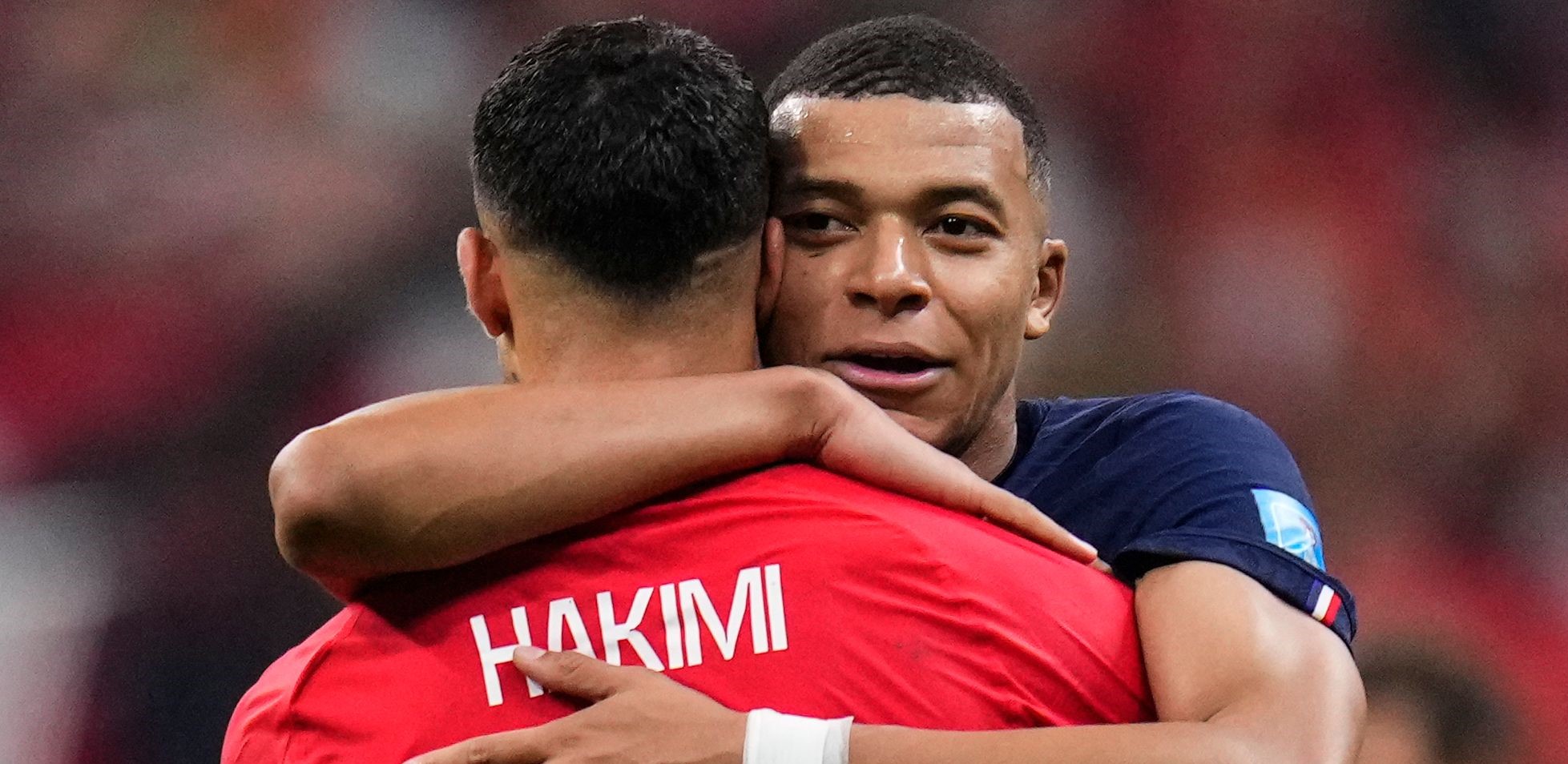 مبابي يدخل على الخط ويُشعل سباق أفضل لاعب في إفريقيا دعماً لحكيمي