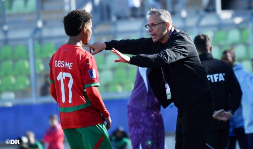 محمد وهبي ..الربان الذي يقود سفينة “أشبال الأطلس” إلى أعلى مدارج المجد الكروي