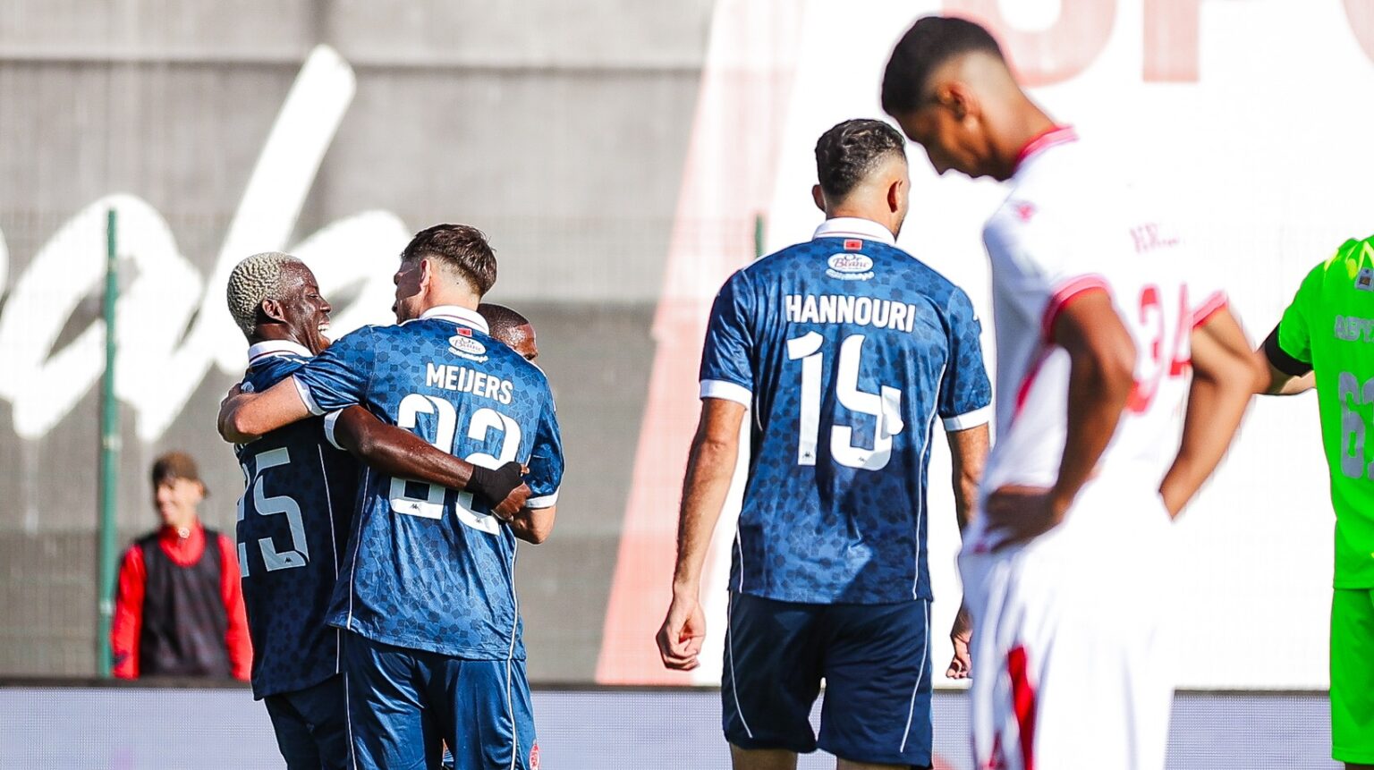 الوداد يُحكم قبضته على الصدارة بفوز ثمين على حسنية أكادير في مؤجل البطولة الاحترافية