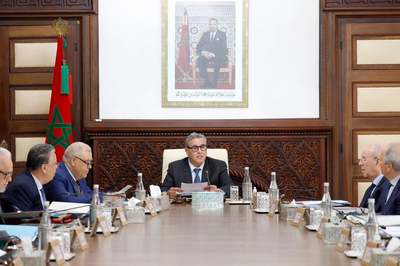 الحكومة تصادق على مشروع قانون يتعلق بتنظيم مهنة العدول