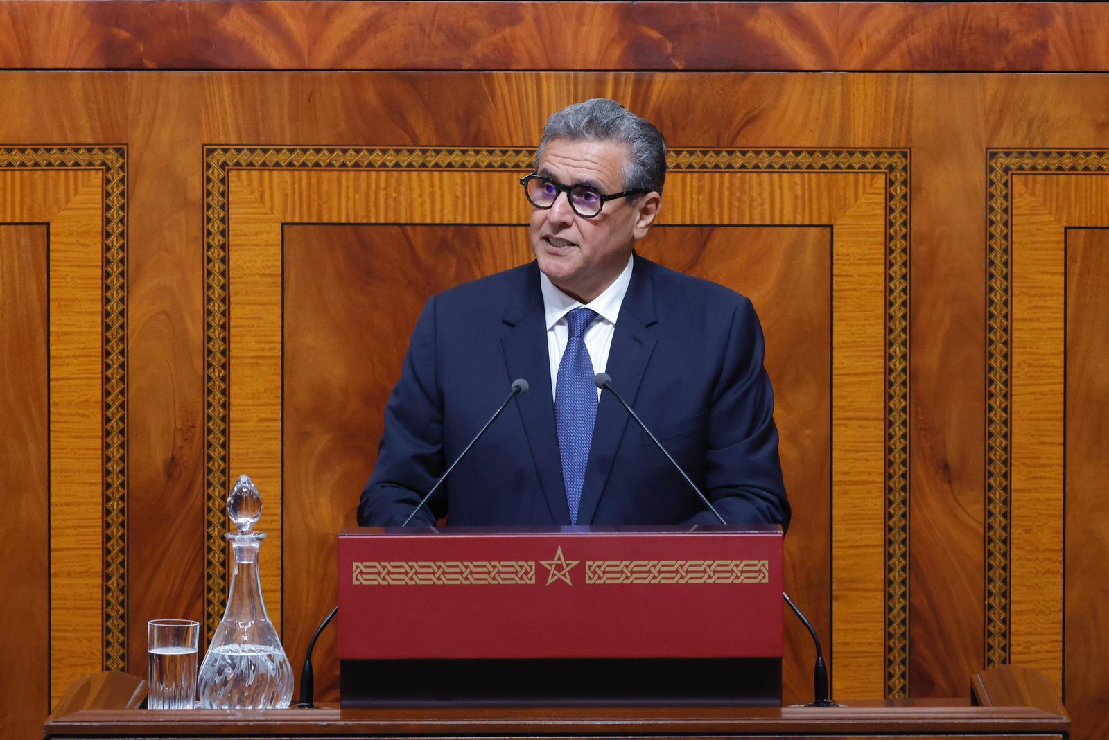 أخنوش.. الأقاليم الجنوبية “قاطرة” السياحة.. والطاقة الإيوائية تقفز بـ 31 في المائة في 5 سنوات