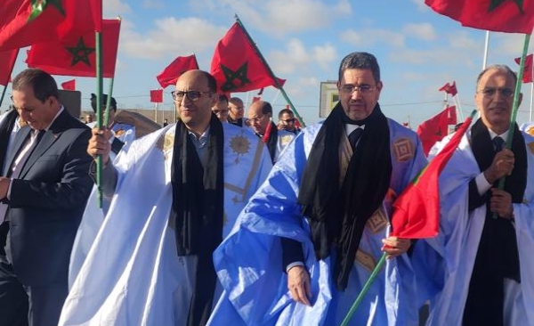 وفد قضائي يزور الموقع الرمزي لصلاة الحسن الثاني بـ “الطاح” ويستحضر المشهد الخالد للمسيرة