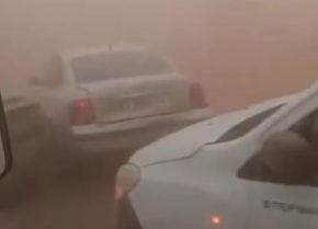 عاصفة ترابية تحول طريق وجدة–العيون إلى فوضى مرورية (فيديو)