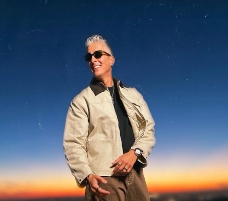 سي مهدي يفاجئ جمهوره بـ”تكايسي” بطابع موسيقي غير مسبوق