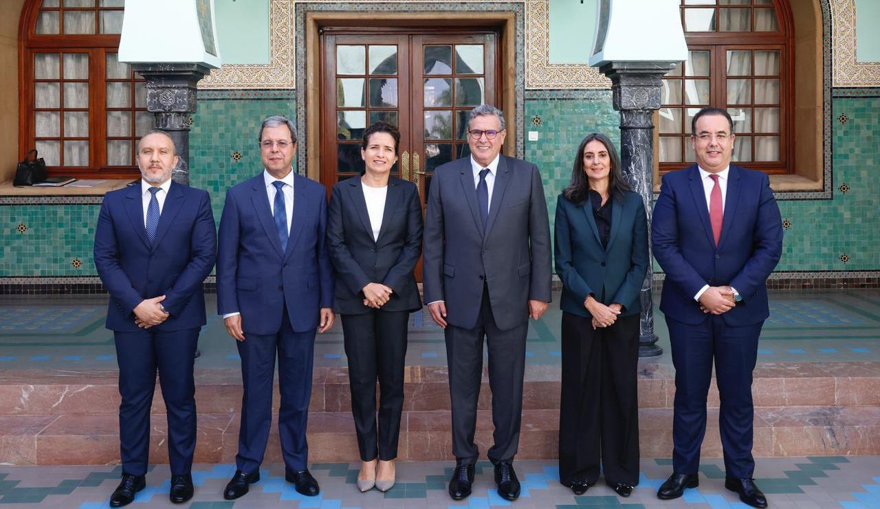 أخنوش يترأس مراسم التوقيع على اتفاقية تتعلق بمشاريع إنتاج الكهرباء انطلاقا من الطاقات المتجددة