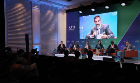 إفريقيا.. خبراء يدعون إلى دمج الطاقة والرقمنة في الممرات التجارية لتحقيق نمو مستدام