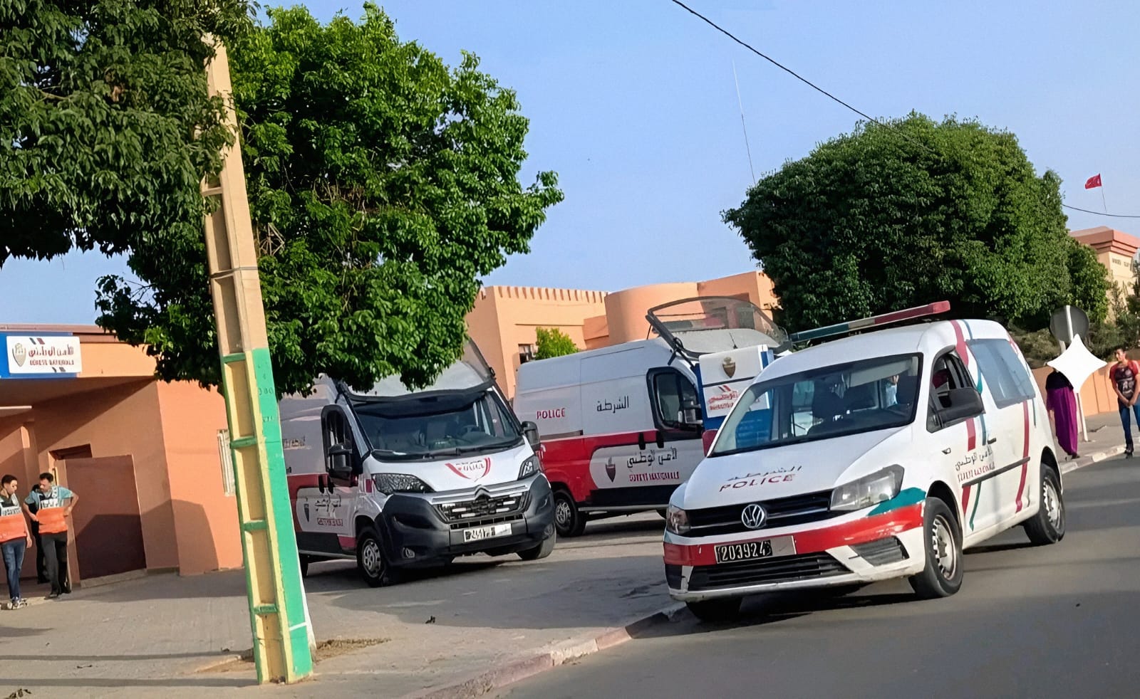 الأمن الوطني يضرب بيد من حديد.. توقيف مفتش شرطة بأولاد تايمة متلبساً بالرشوة والابتزاز