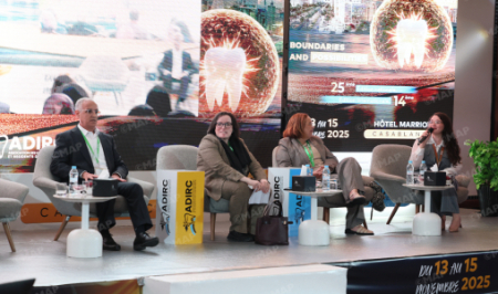 المؤتمر الوطني لجمعية أطباء الأسنان الداخليين والمقيمين بالدار البيضاء يتناول الآفاق المستقبلية للمهنة