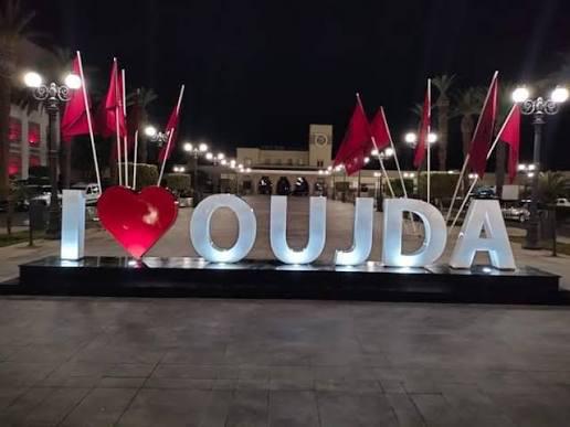 فاس . توقيف «عصابة الموظفون » لسرقة محجوزات “فوريير” السيارات في وجدة