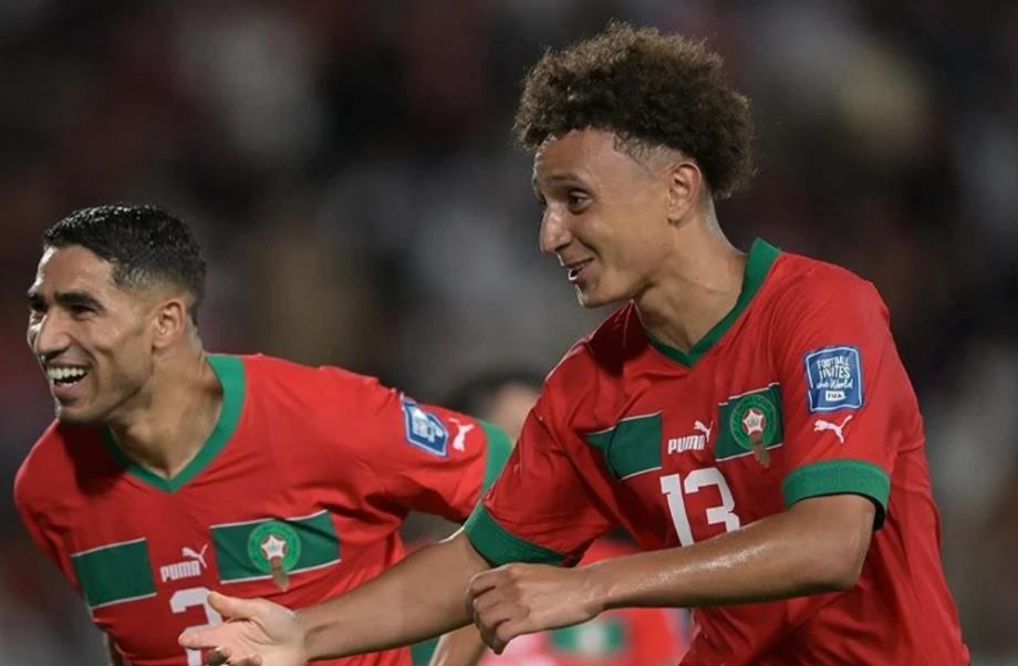 جوائز “غلوب سوكر” .. حكيمي وبن صغير ضمن قائمة المرشحين لجائزتي “أفضل لاعب” و”أفضل لاعب صاعد”