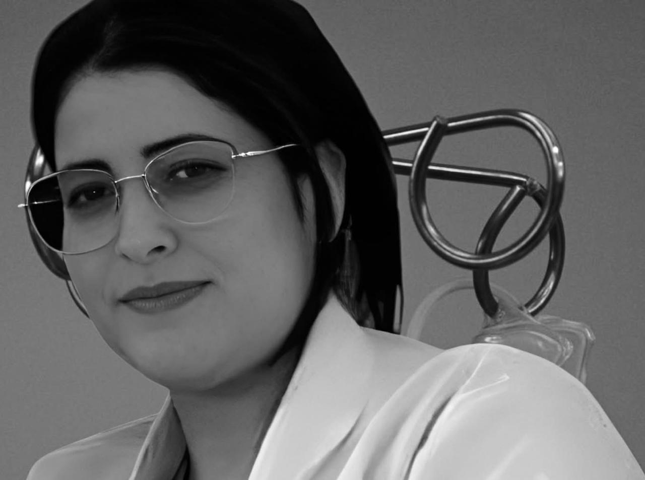 صفاها لها ومشا في جنازتها. 25 عاما سجناً لشرطي في قضية ممرضة خنيفرة .. القصة كاملة