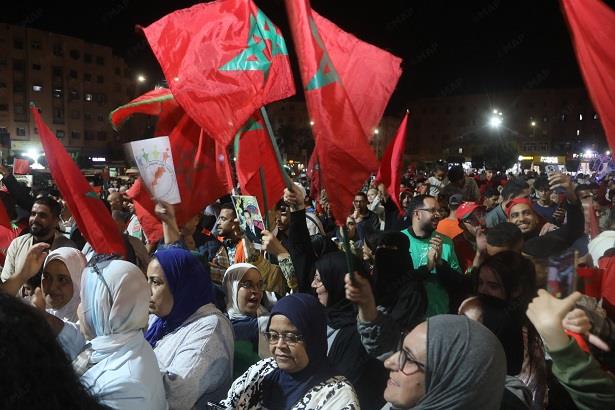 مراكش .. أجواء فرح شعبي عارم احتفاء بالقرار الأممي حول الصحراء المغربية