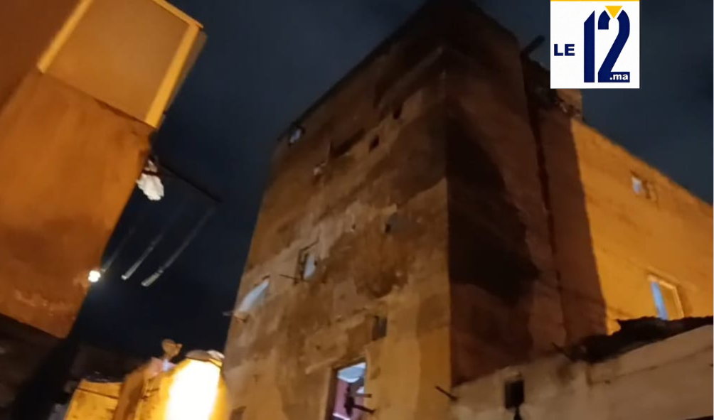 استنفار بالمدينة القديمة في الدار البيضاء.. إخلاء عاجل لمنزل مهدد بالسقوط بعد تشققات خطيرة