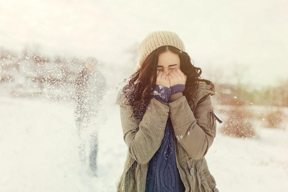 حالة الطقس لليوم الجمعة.. طقس بارد مع أجواء غائمة مصحوبة بأمطار في بعض المناطق