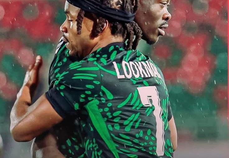 نيجيريا تنجو من “فخ” تنزانيا وتضرب موعداً نارياً مع تونس في “كان 2025”