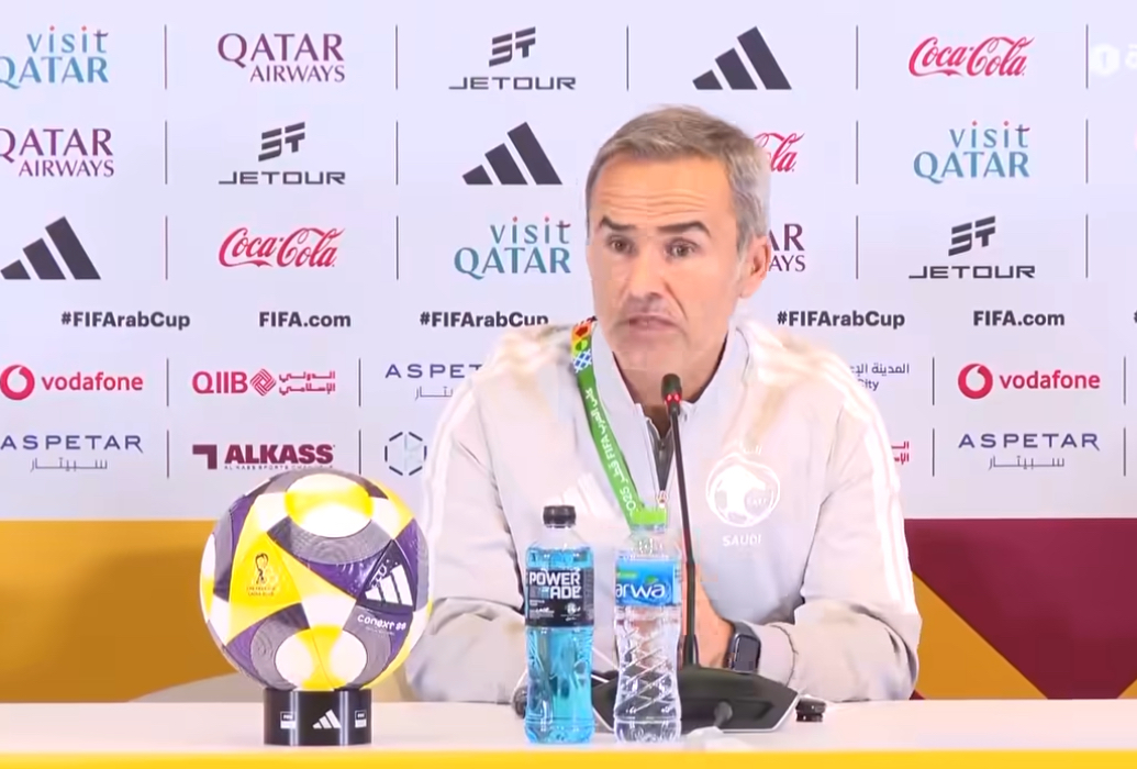 هذا ما كشف مساعد مدرب المنتخب السعودي ونجم «الأخضر» حول مواجهة «الأسود»