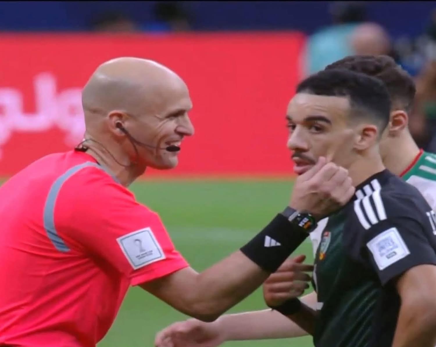 المنتخب الإماراتي يواجه المغرب معززا بالأسد الأطلسي إبن خريبكة عصام فايز