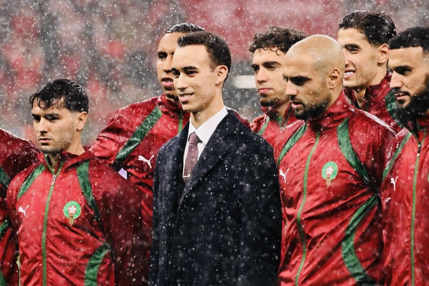 ولي العهد الأمير مولاي الحسن يحل بهذه المدينة بعد ترأسه حفل إفتتاح الكان 