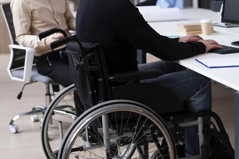 السغروشني: إدماج ذوي الإعاقة داخل الإدارة العمومية ضرورة لإغناء الرصيد البشري للمرفق العام