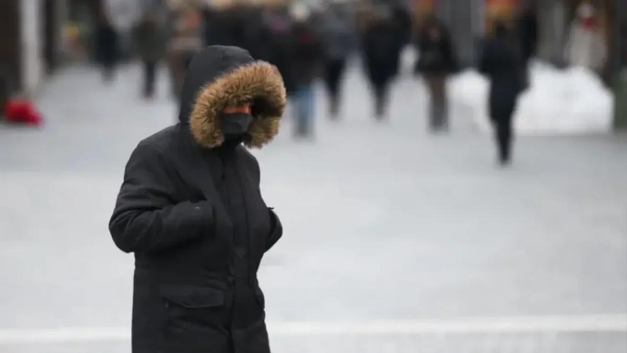 أجواء باردة ورياح وضباب.. تفاصيل حالة الطقس ليوم الخميس