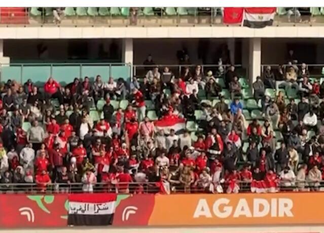 “شكراً للمغرب”.. رسالة وفاء من “الفراعنة” فوق أرض أكادير