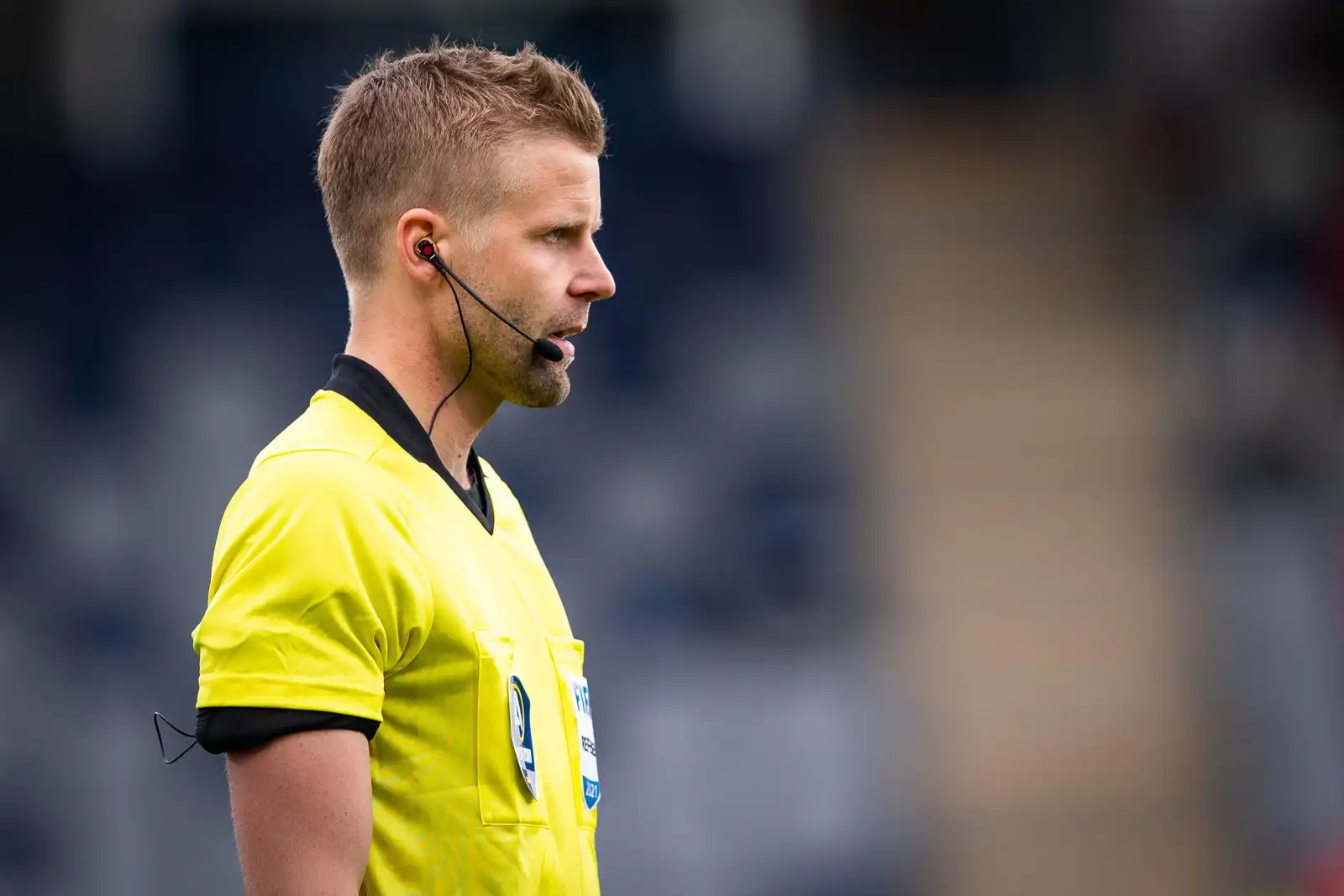 حكم مثير للجدل يقود نهائي كأس العرب بين المغرب والأردن 