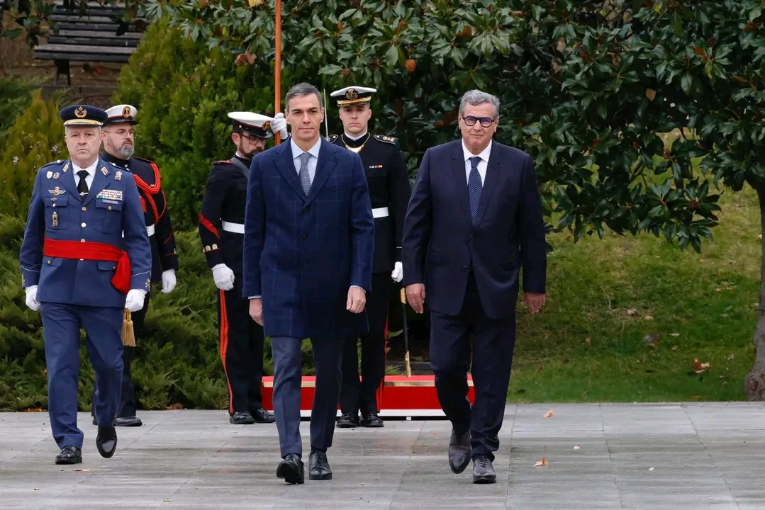 ​أخنوش يجري اتصالاً هاتفياً مع سانشيز لتقديم التعازي في ضحايا حوادث القطار الأليمة بإسبانيا