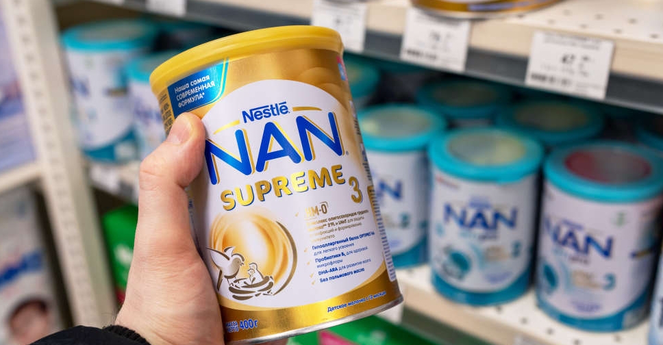 ​اعتذار رسمي من “نستله” بعد أكبر حملة سحب لحليب الرضع في تاريخها