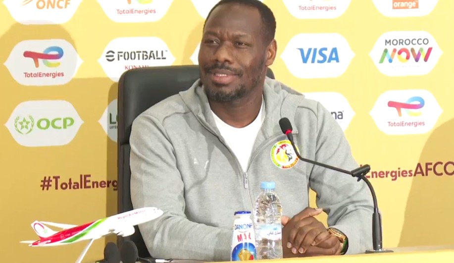 مدرب السنغال بابي ثياو: المغرب الأوفر حظًا.. لكننا عازمون على التتويج بالكأس