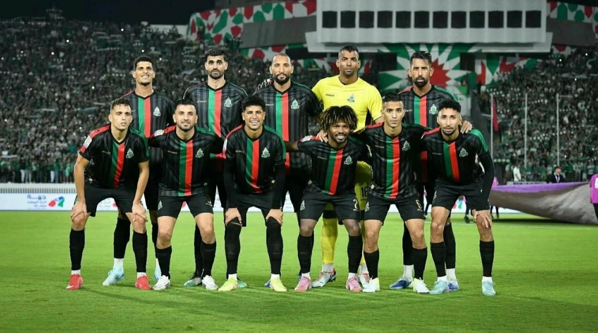 السلطات الجزائرية تمنع إعلاميي وجماهير الجيش الملكي من دخول أراضيها