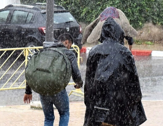 بسبب التقلبات الجوية .. تعليق الدراسة يوم غد الإثنين بتزنيت