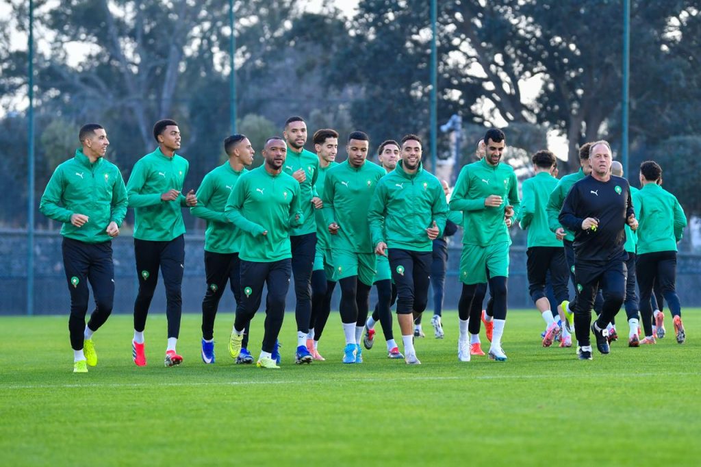 ​أسود الأطلس في “المنعرج الأخير”.. اللمسات التكتيكية لوليد الركراكي تسبق الصدام التاريخي أمام السنغال