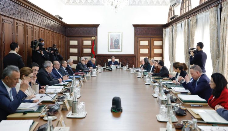 بايتاس.. “الحكومة ترفع درجة اليقظة بالشمال ووزير الداخلية يترأس اجتماعاً لتنسيق التدخلات”