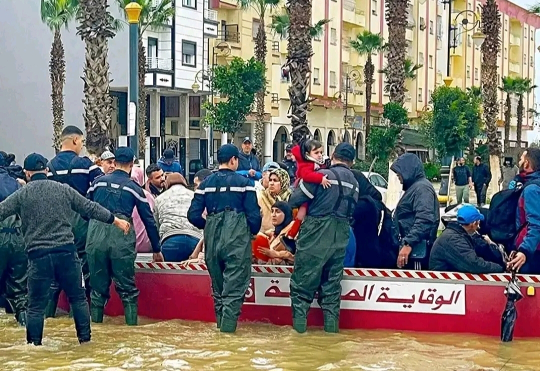 الأمن الوطني ينفي تسجيل أي حالات سرقة بالمناطق المتضررة من فيضانات القصر الكبير