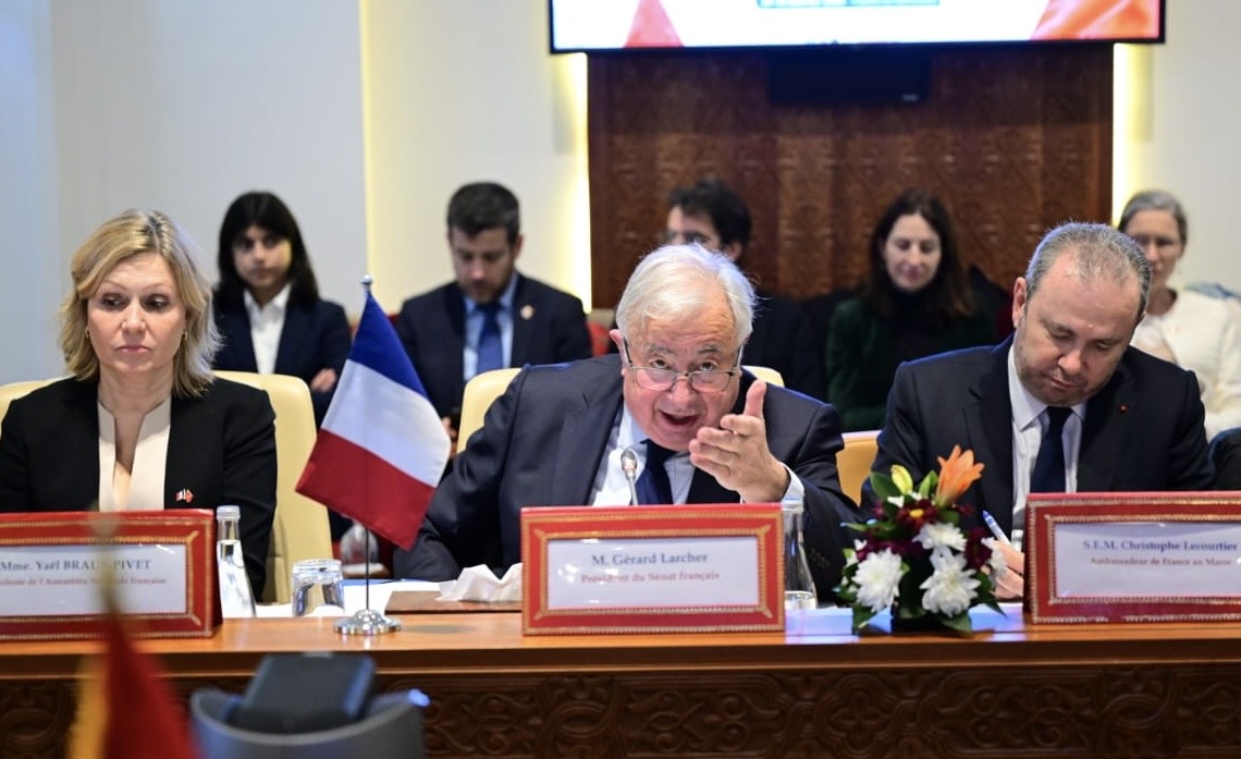 صفعة جديدة للجزائر. لاريشيه يجدد تأكيد فرنسا لمغربية الصحراء و يذكر بزيارته للعيون بدعوة من ولد الرشيد