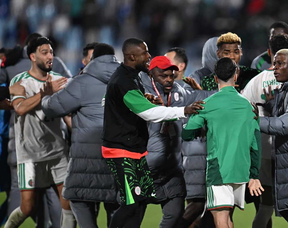 سقوط الأقنعة في “كان 2025”.. ليلة انهيار الأخلاق والكرة الجزائرية ما القصة؟..