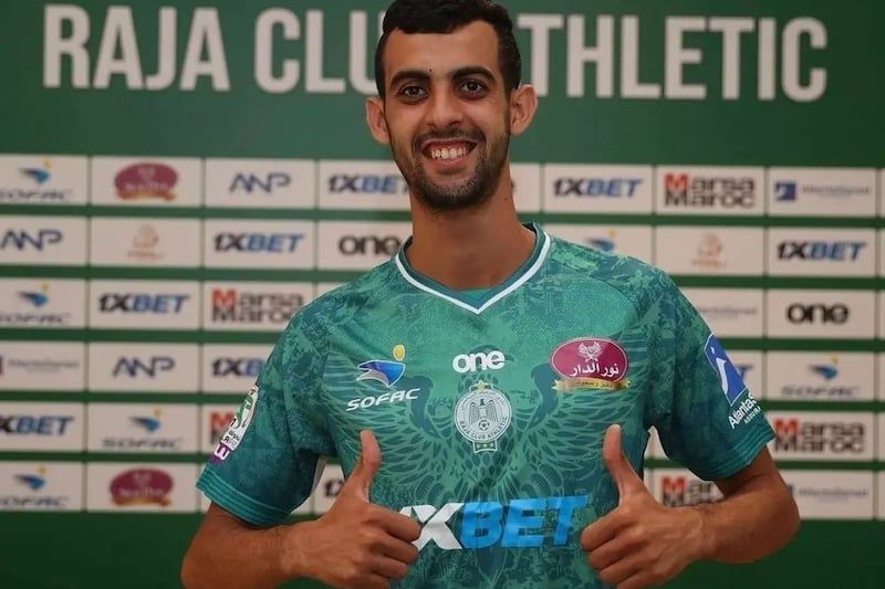 برسالة مؤثرة.. هكذا ودّع يوسف بلعمري جماهير الرجاء الرياضي بعد انتقاله للاهلي المصري