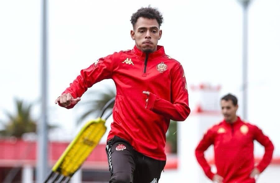 تداريب الوداد تشهد الظهور الأول للبوليفي بانياكا بعد توقيعه الرسمي