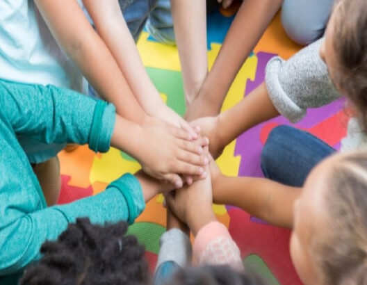 إحداث الوكالة الوطنية لحماية الطفولة.. خطوة حكومية لتعزيز كرامة الأطفال وحقوقهم