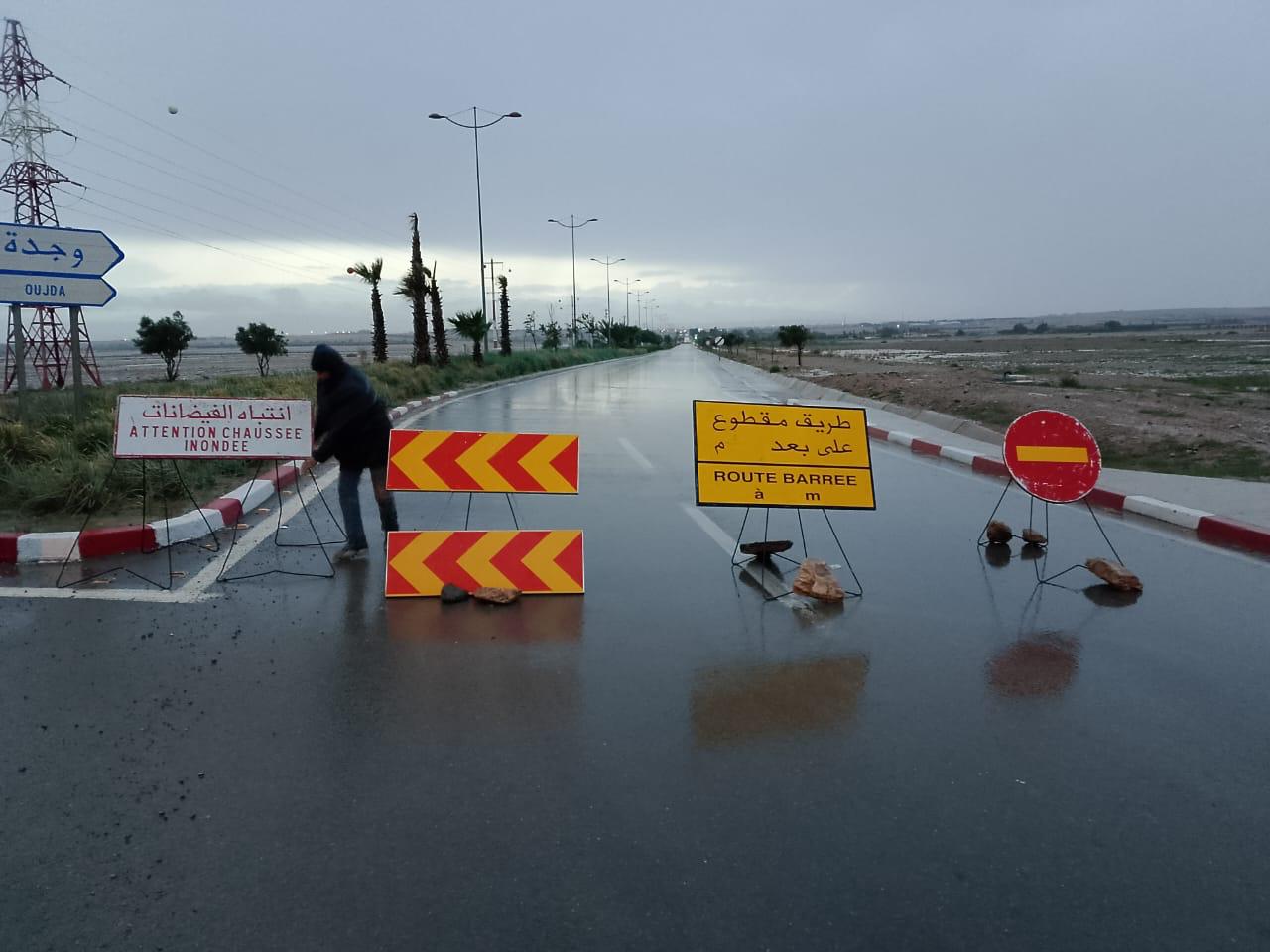 تزامنًا مع العطلة المدرسية.. وزارة التجهيز تحذّر مستعملي الطرق وتدعو لتأجيل التنقل