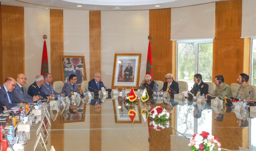 عبد اللطيف لوديي يستقبل وزير الدفاع الفيدرالي بجمهورية باكستان