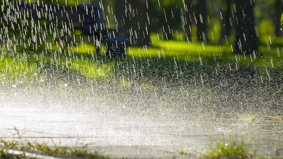 طقس الخميس..أجواء غائمة وأمطار مرتقبة بعدد من مناطق المملكة طقس الخميس..أجواء غائمة وأمطار مرتقبة بعدد من مناطق المملكة