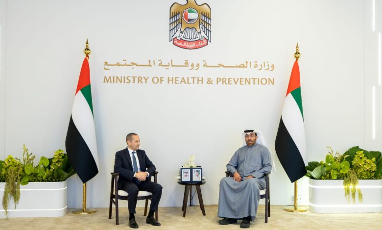 وزير الصحة ونظيره الإماراتي يتباحثان بدبي سبل تعزيز السيادة الصحية وتطوير الصناعات الدوائية