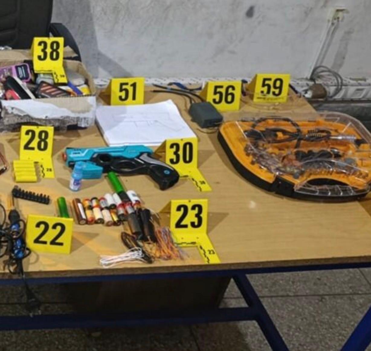 لابيجي القنيطرة تفكك “ورشة سرية” للصواعق الكهربائية وتوقف العقل المدبر بالرباط