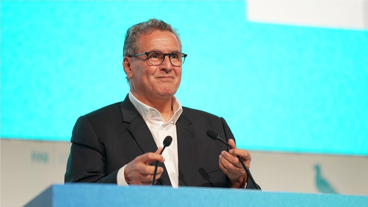 أخنوش: “الأحرار” يشهد مرحلة انتقالية هادئة ومسؤولة تمهّد لجيل جديد من القيادة