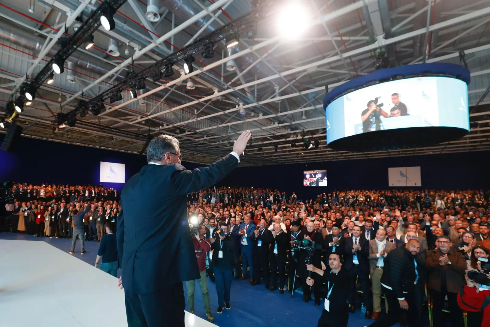 آراء. من أخنوش إلى شوكي… كيف يعيد الأحرار هندسة 2030 وترتيب أوراق 2026؟