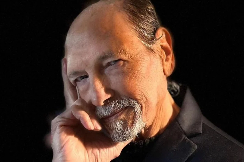 رحيل الفنان إسماعيل أبو القناطر.. الساحة الفنية المغربية تفقد أحد أعمدتها في ديار الغربة