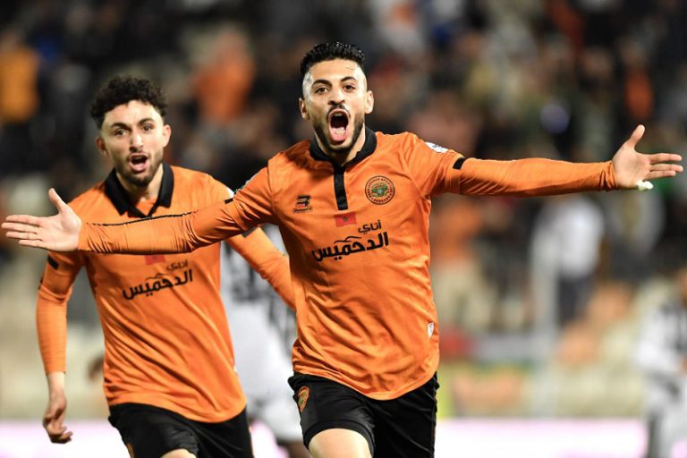 رسمياً.. الإصابة تُبعد اسامة لمليوي “قناص” بركان عن قمة الرجاء الليلة