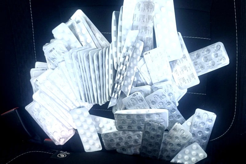 صيد ثمين في قبضة أمن إنزكان.. توقيف مبحوث عنه وطنياً متلبساً بترويج “الريفوتريل” بالدشيرة